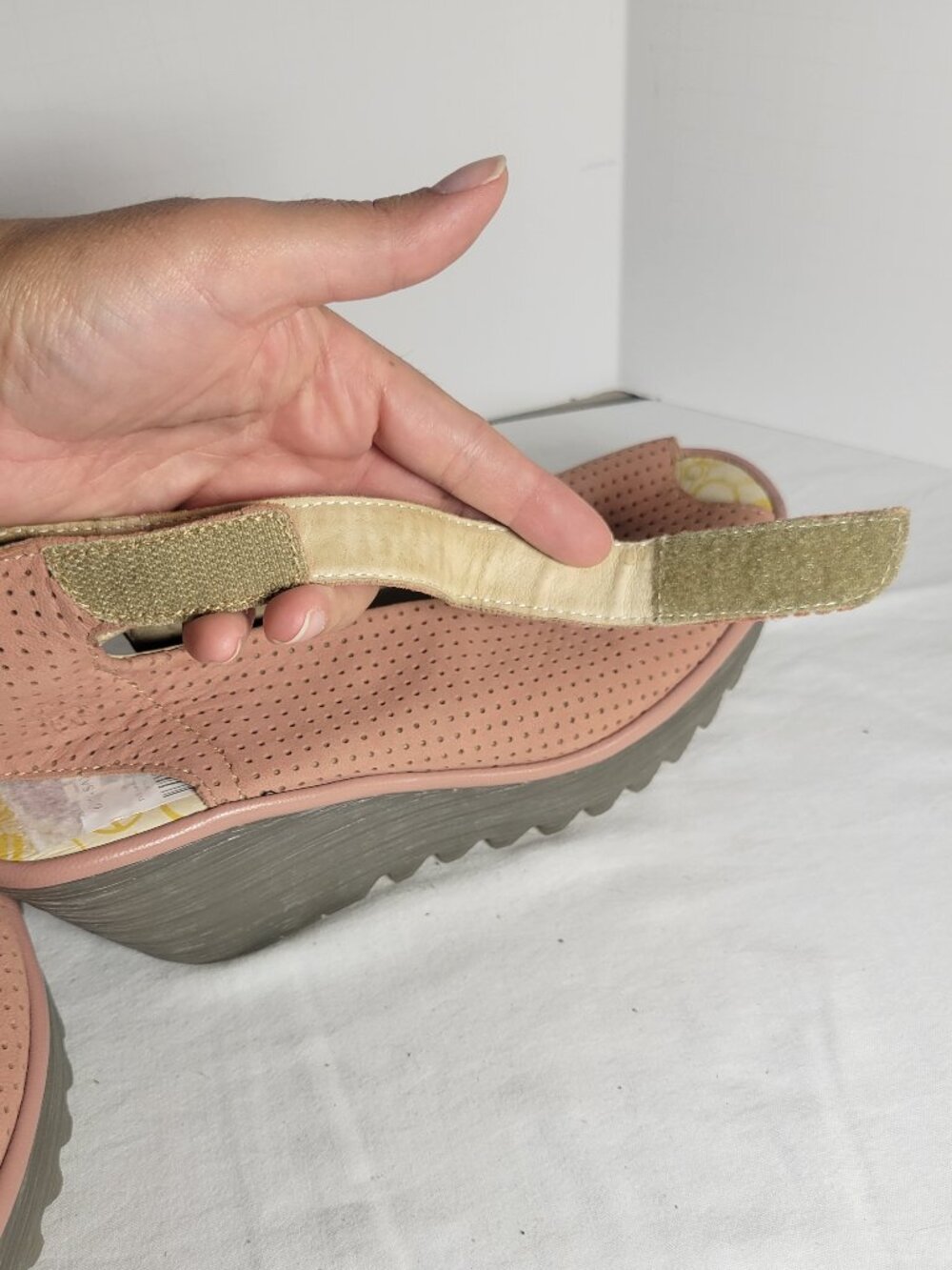 FLY London Yake Pink Perforated Leather Wedge Sandals EU 40 (~US 9) - Picture 8 of 16